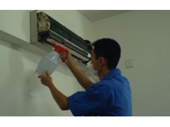 驿路家电制冷是专业的西安专业空调维修保养公司，西安专业空调维修保养价格图1
