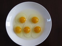 低价供应农家土鸡蛋，要买优质的农家土鸡蛋，六兄弟土鸡农场是不二选择图1