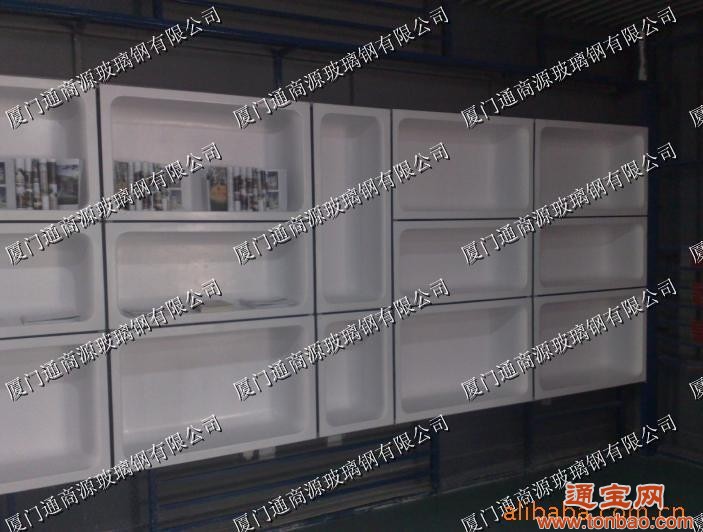 供应优质玻璃钢产品-玻璃钢展柜